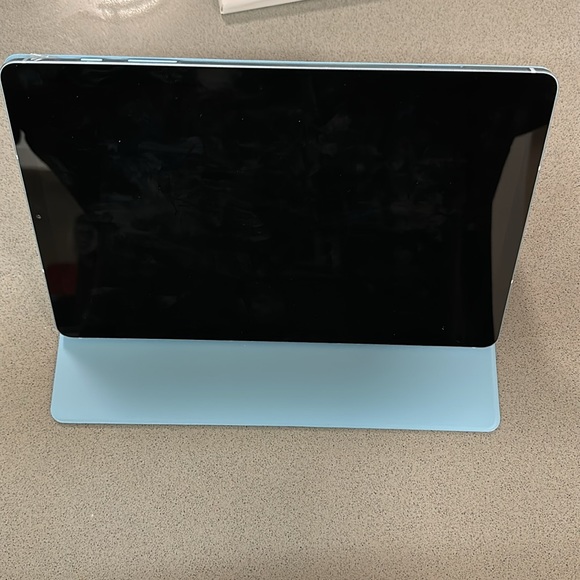 Samsung Galaxy 64G S6 Lite 10.4” + blue foldable cover + writing pen - Picture 3 of 4